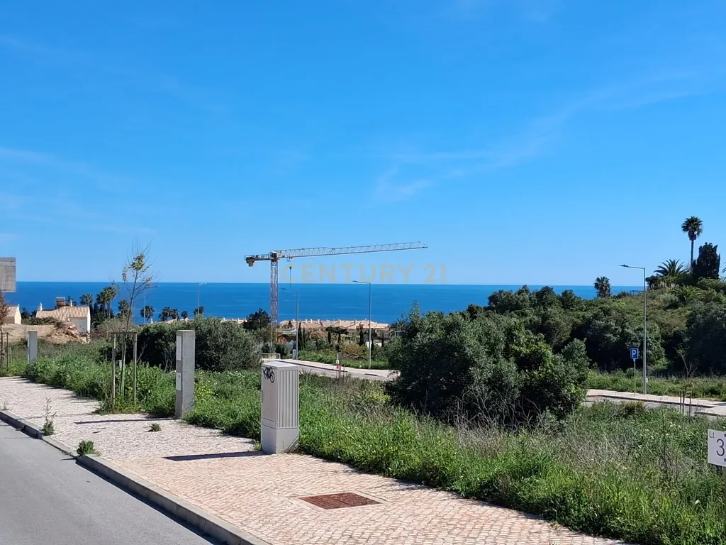 Lote para construção Praia da Luz - Image 2