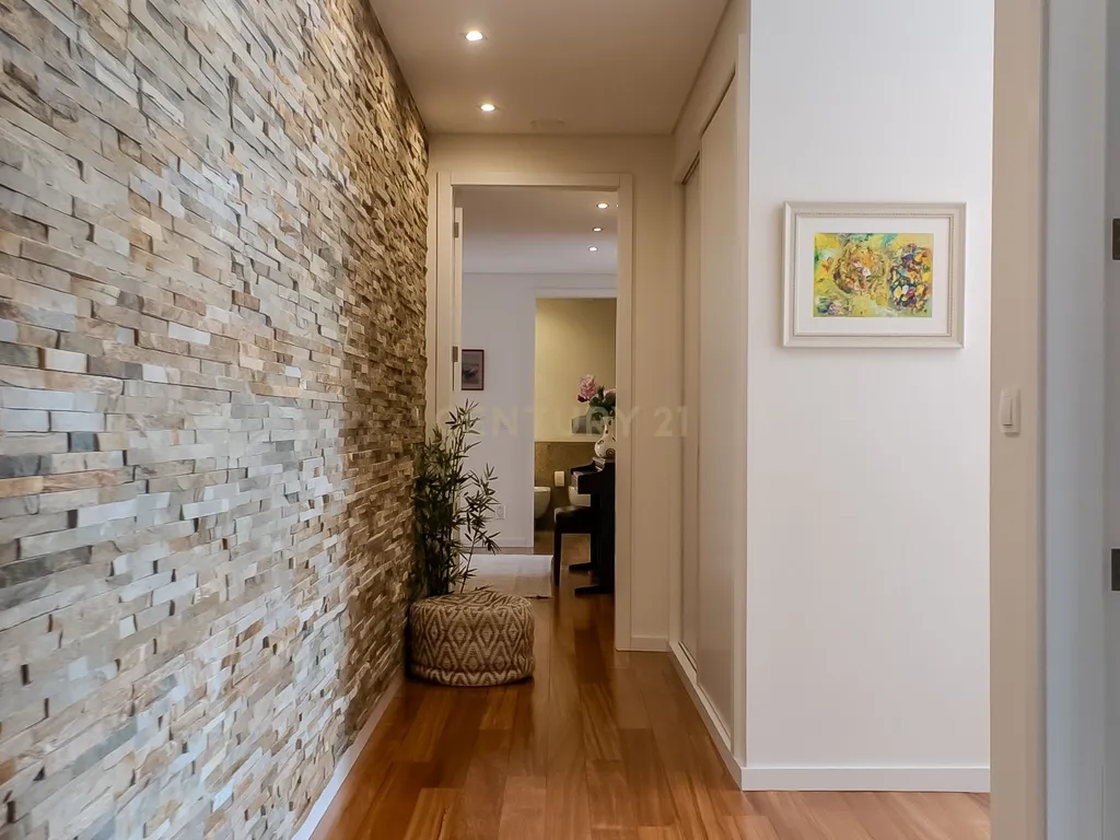Apartamento T3 com Terraço, Varanda, Garagem | Último andar em Paranhos, Porto - Image 14