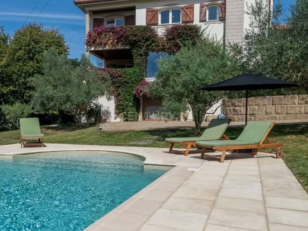 Quinta T3 + 1 com Piscina em Sermanha, Sedielos - Peso da Régua - Vila Real - Image 6