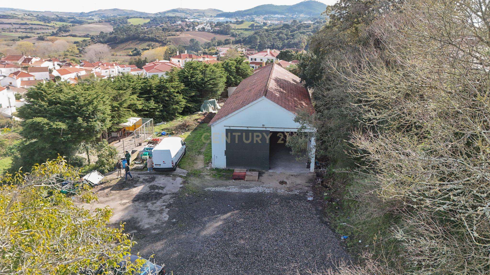 Fotografia 3 de Armazém com Terreno — Oportunidade Única em Mafra (Gradil)