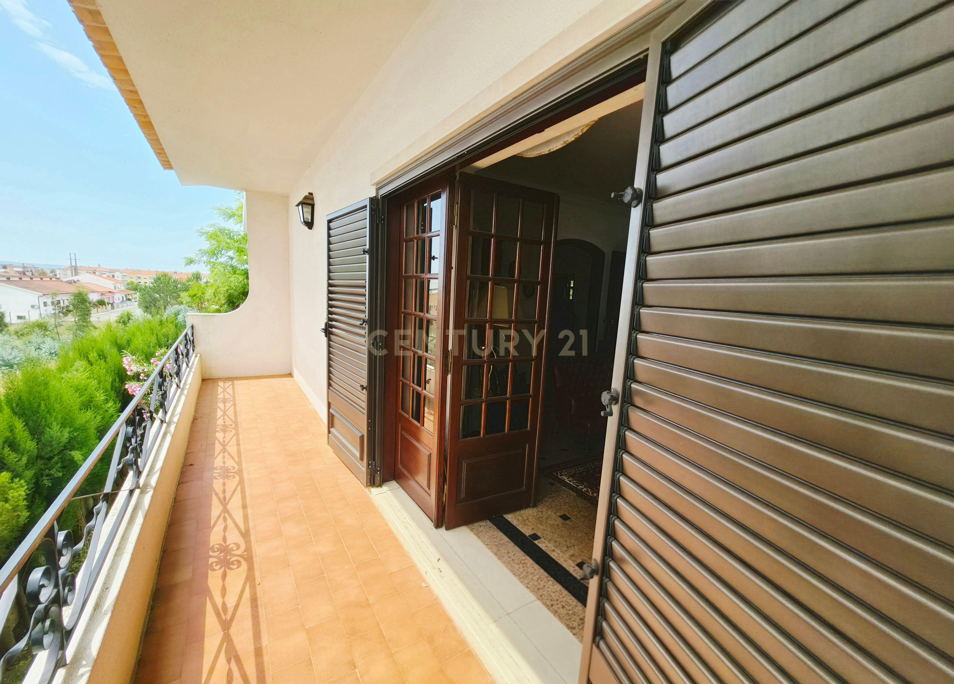 Moradia T6+ à venda em Nossa Senhora de Fátima, Entroncamento — foto 26