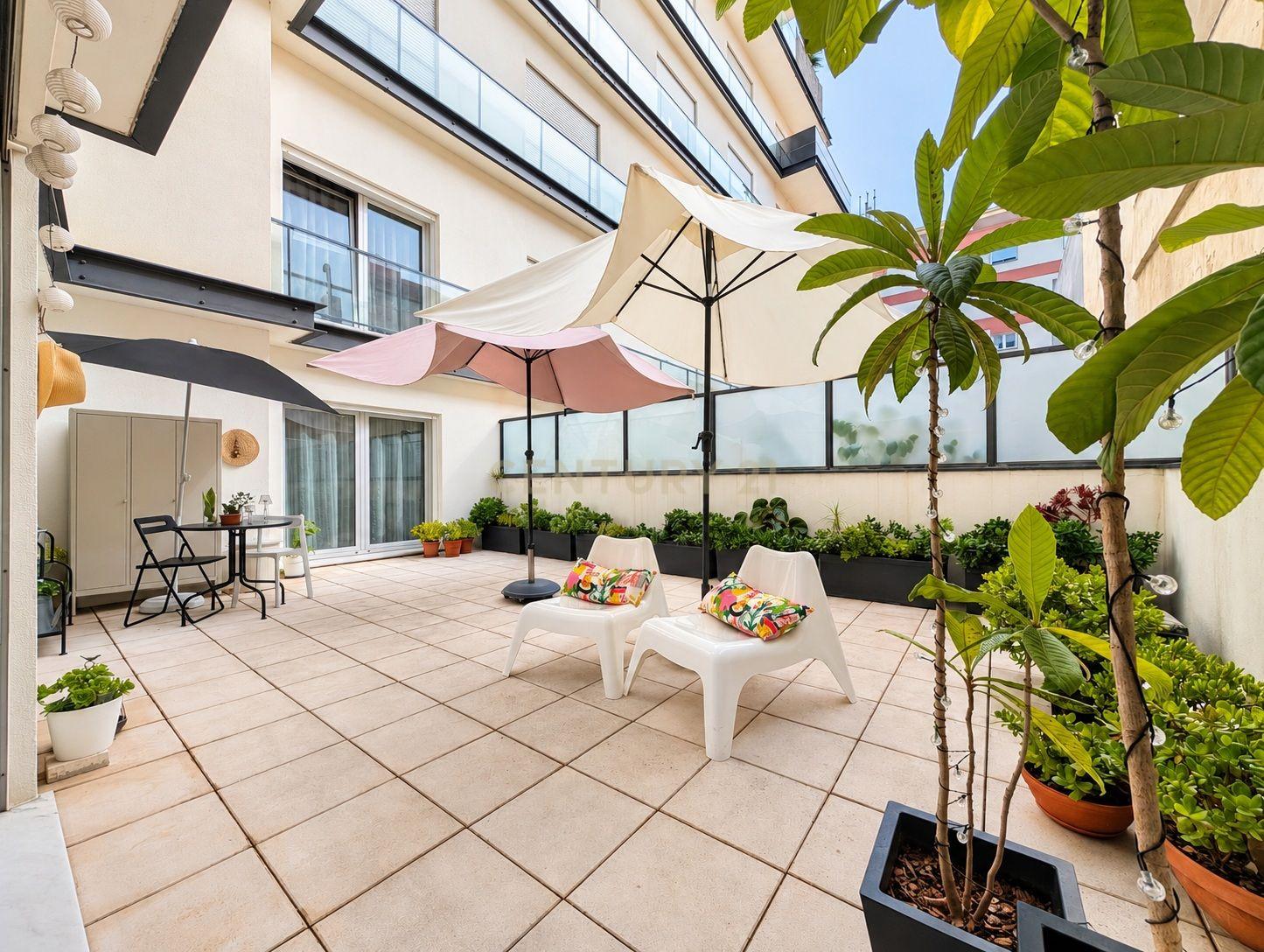 Apartamento T1 em Algés, Linda-a-Velha e Cruz Quebrada-dafundo, €590.000