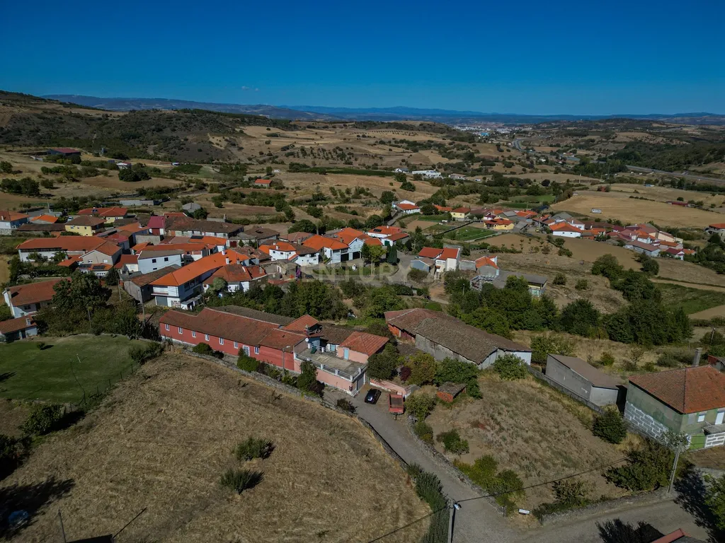 Espetacular Moradia em Rebordãos, Bragança - 8 Quartos - Image 26