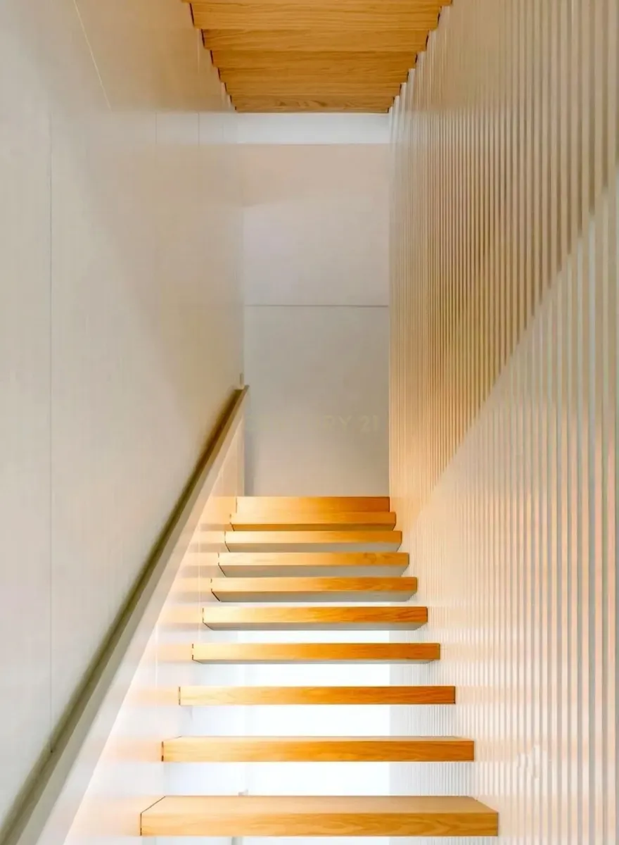 Fotografia 8 de Luxuosa Moradia T4 em Alcântara, Lisboa