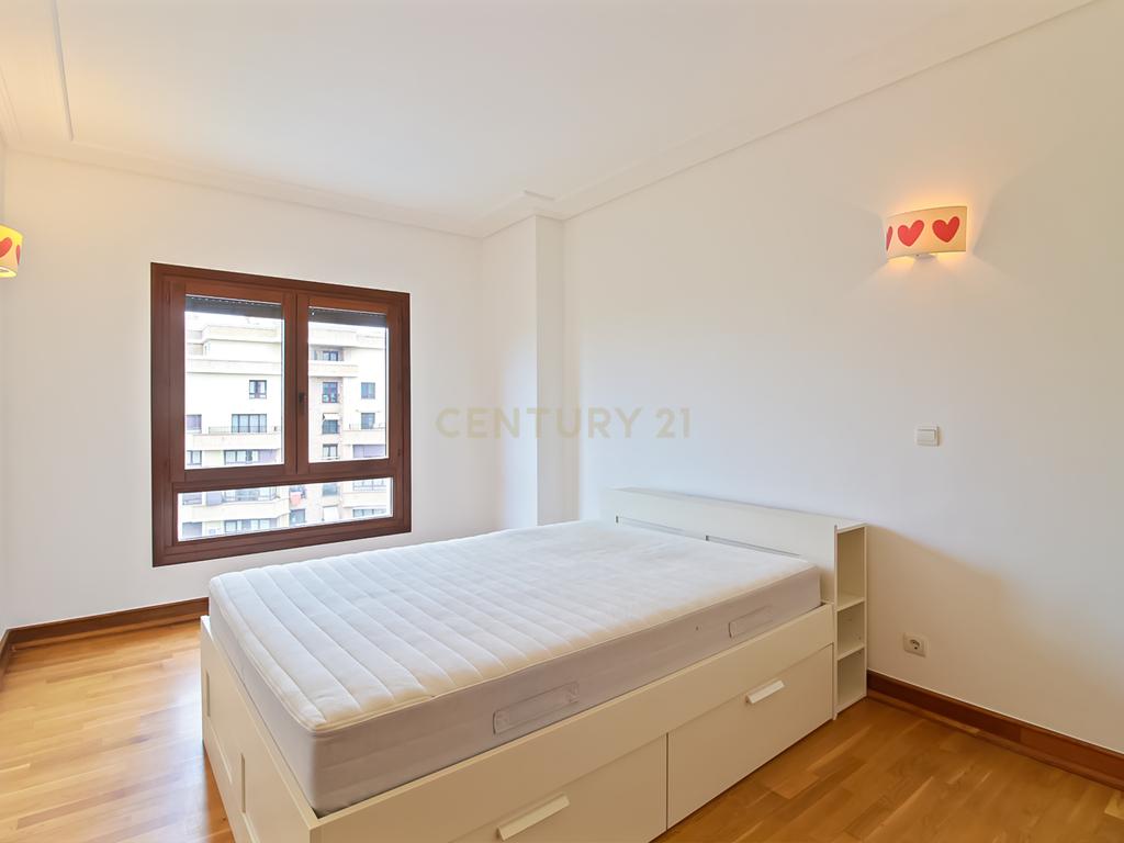 Apartamento T3 - Condominio Real Forte - SACAVÉM - Image 16