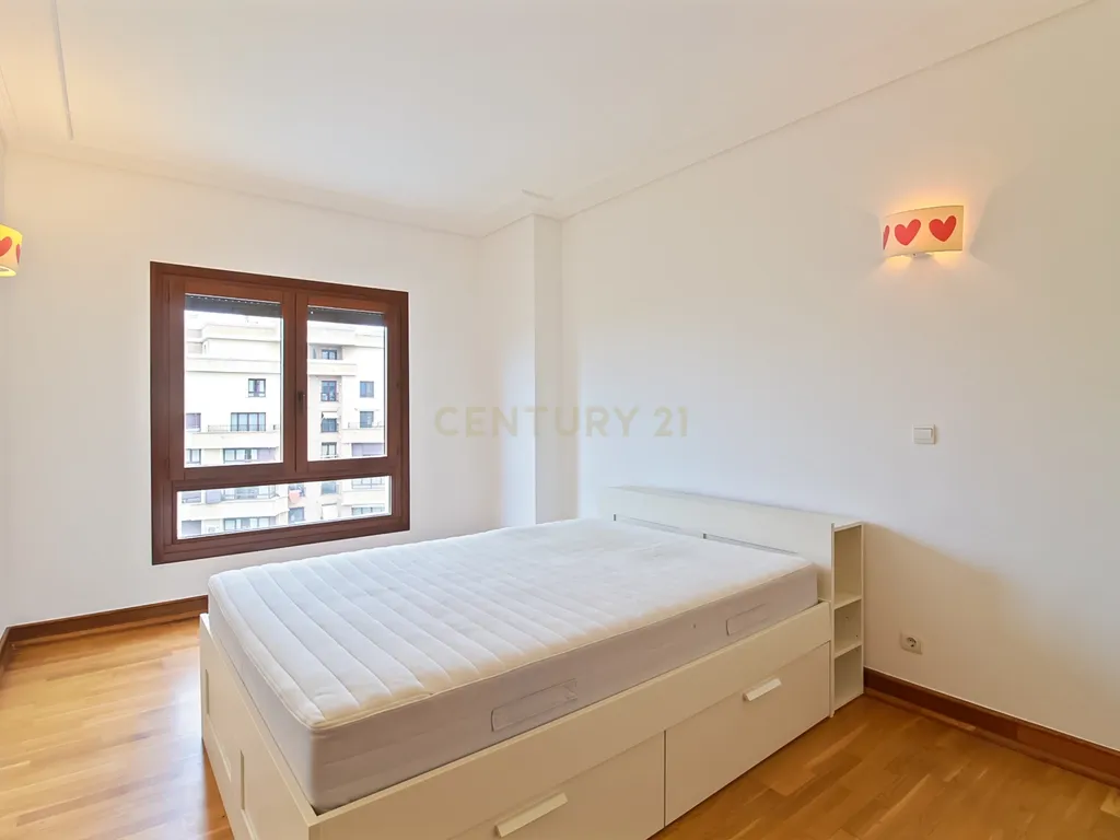 Apartamento T3 - Condominio Real Forte - SACAVÉM - Image 16