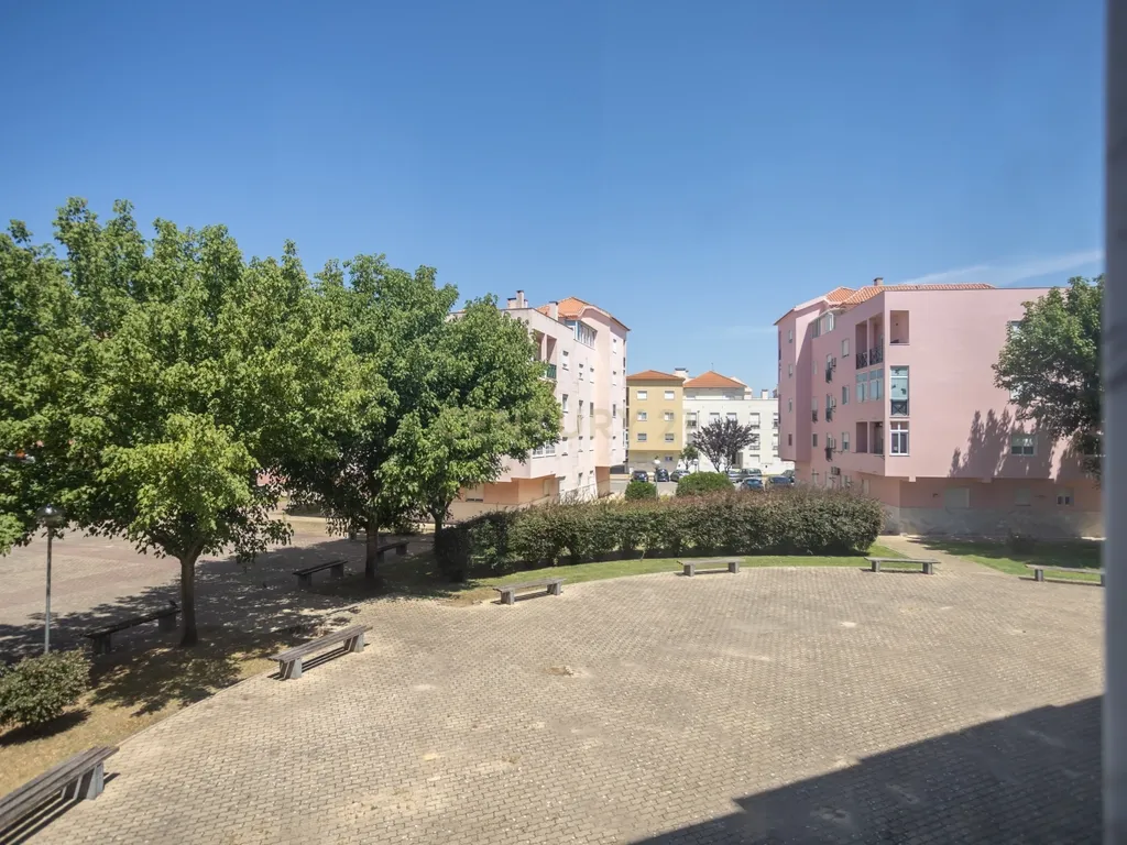 Quinta do Conde/ Cova dos Vidros - Apartamento de 4 assoalhadas inserido num º 1º andar - Image 28