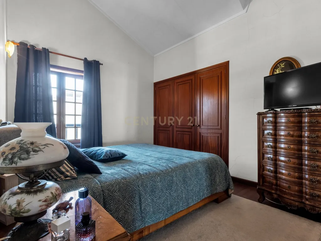 Moradia T4 com 392 m² e terreno de 1.070 m² | Anta - Image 32