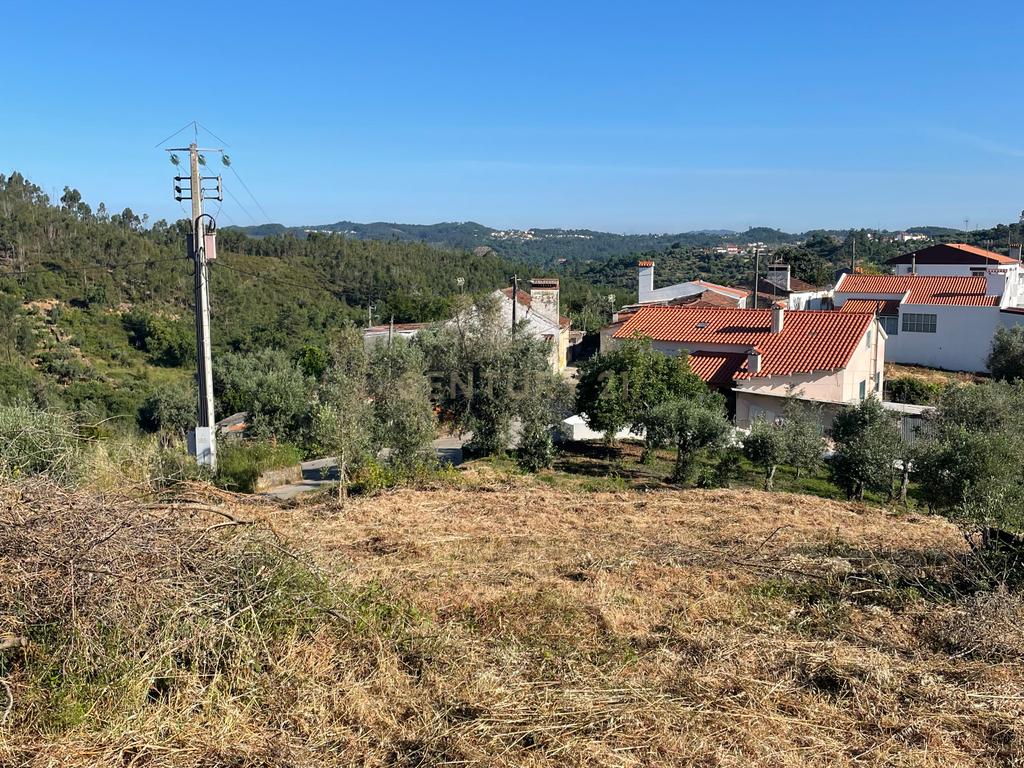Terreno em Carreira Mato, Aldeia do mato - Image 1