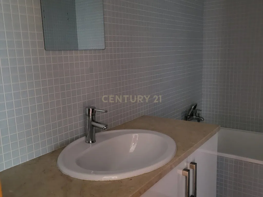Apartamento T2 - Alenquer - Image 11