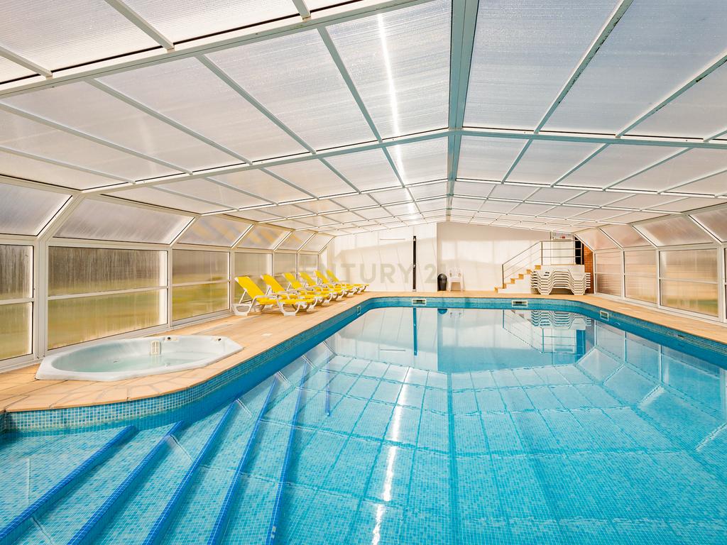 Apartamento T2 mobilado | Condomínio com Piscina - Image 25