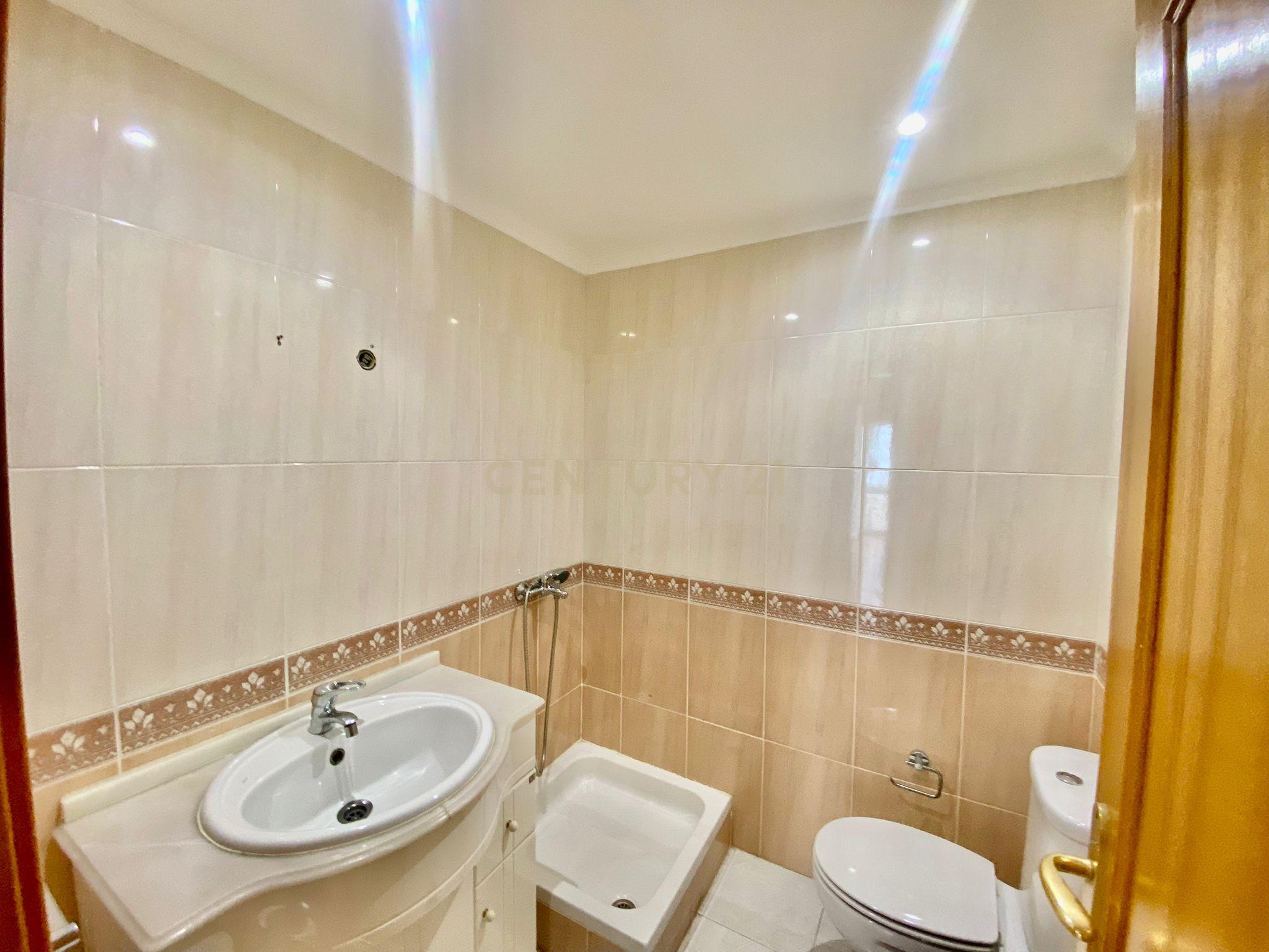 Apartamento T3 em Caldas da Rainha - Image 15