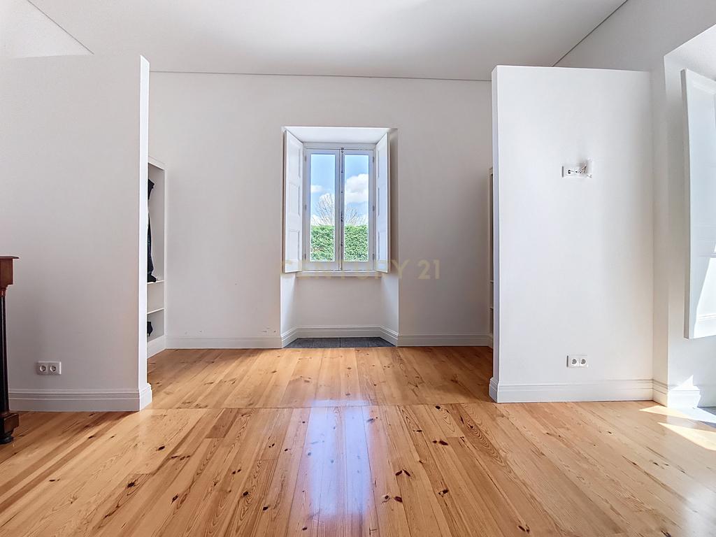 Casa Centenária toda renovada com Vista Panorâmica em Ribeira Grande - Image 6
