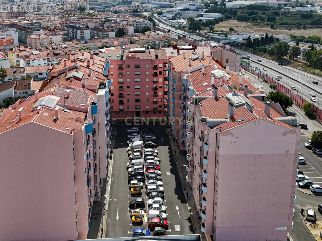 Apartamento T2 Remodelado (Agualva/Cacém) - Image 20