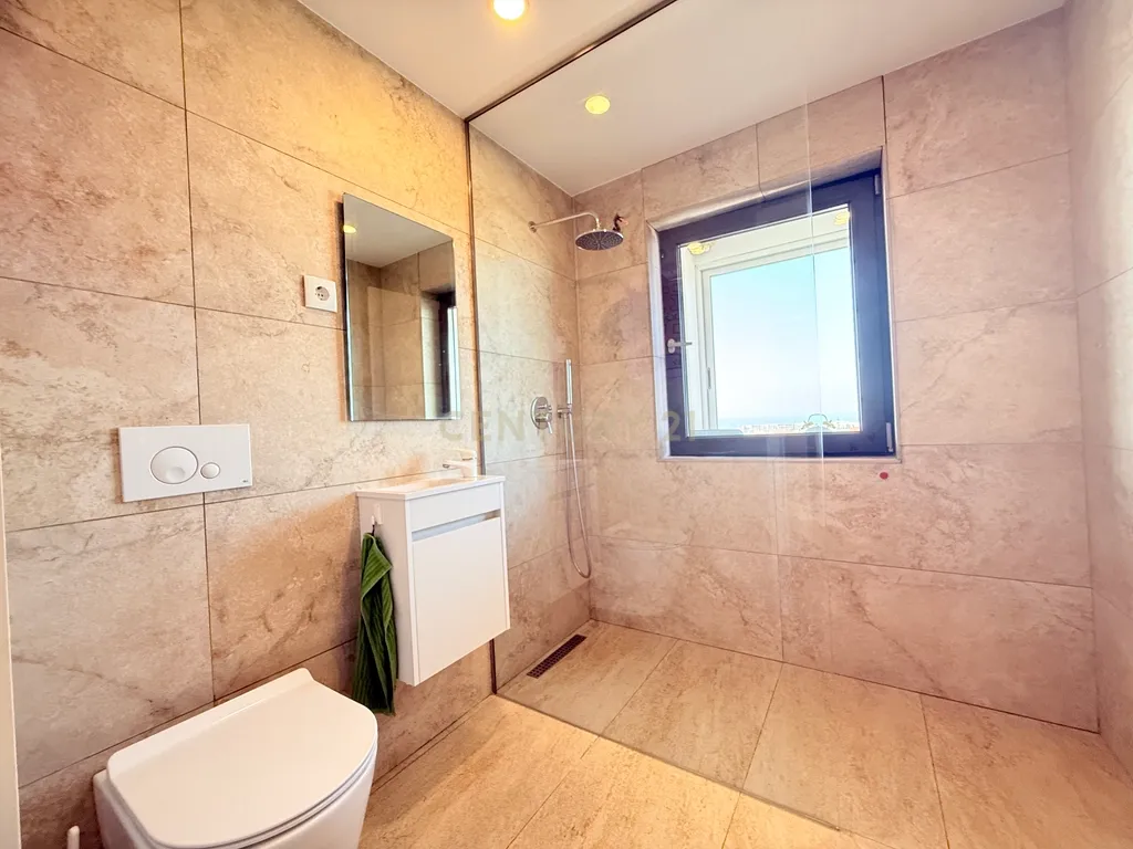 Apartamento T3 Remodelado com Vista Mar – Mindelo, Vila do Conde - Image 10