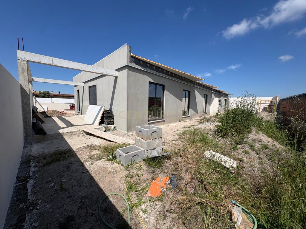🏡 MORADIA T3 NOVA À VENDA | Carapelhos, Mira - Image 17