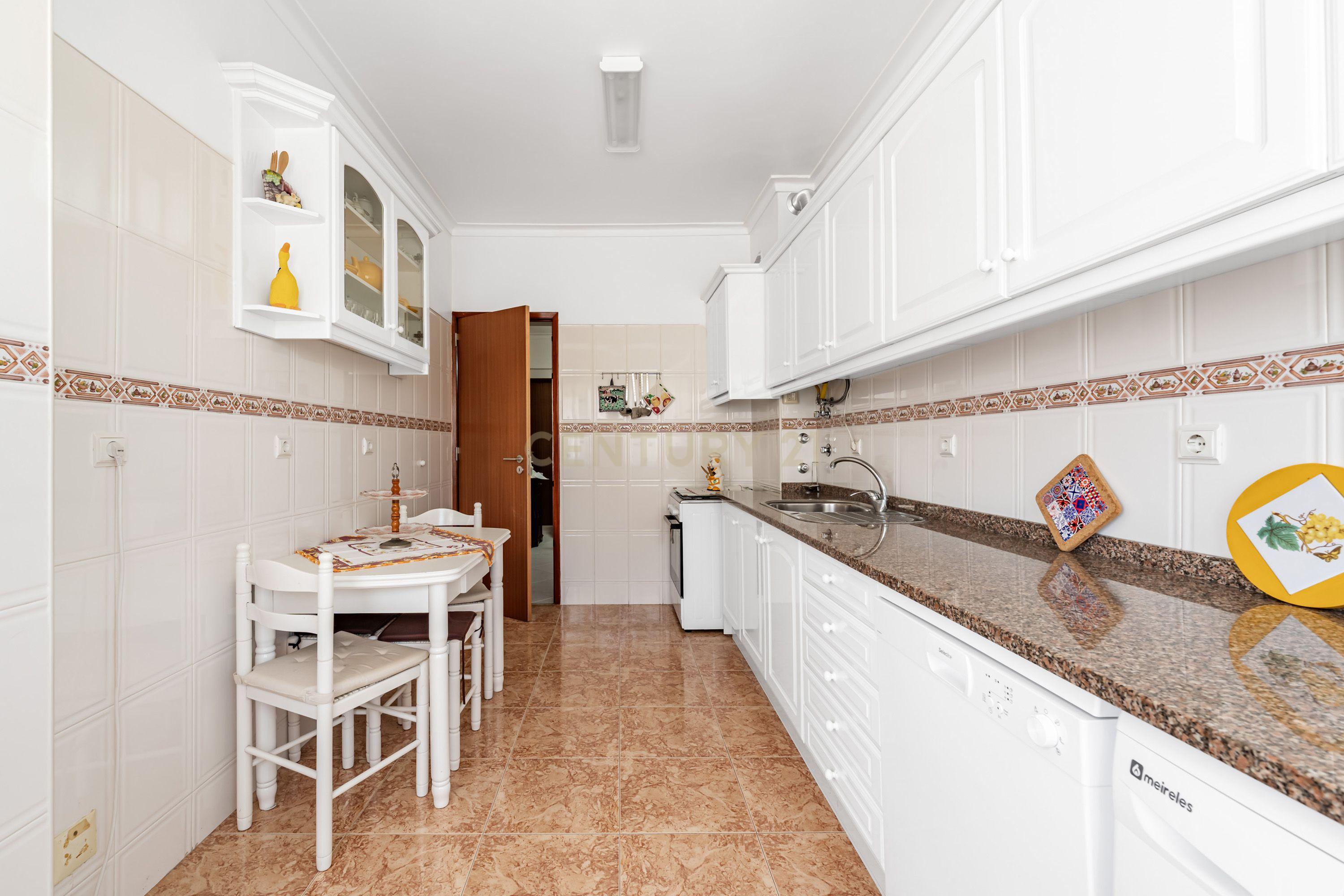 Apartamento T2 à venda em Laranjeiro e Feijó, Almada — foto 2