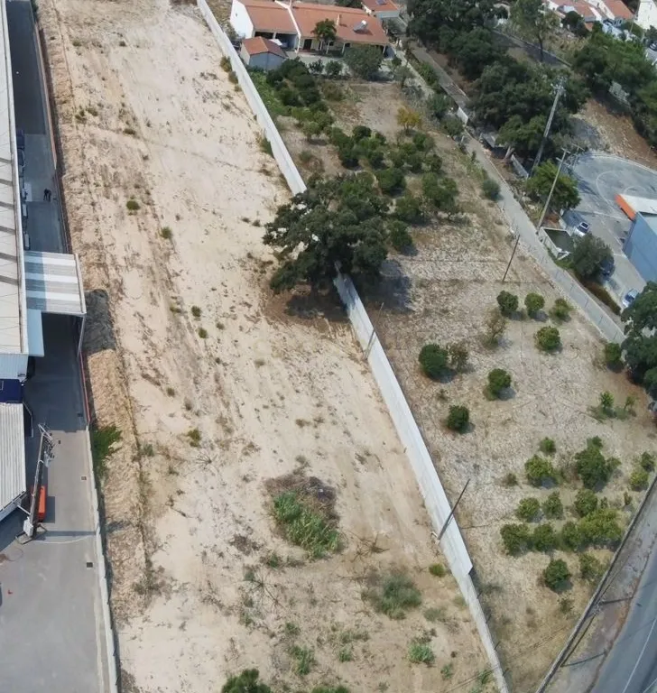 Terreno Industrial com Elevado Potencial de construção – Vale de Mulatas, Setúbal - Image 9