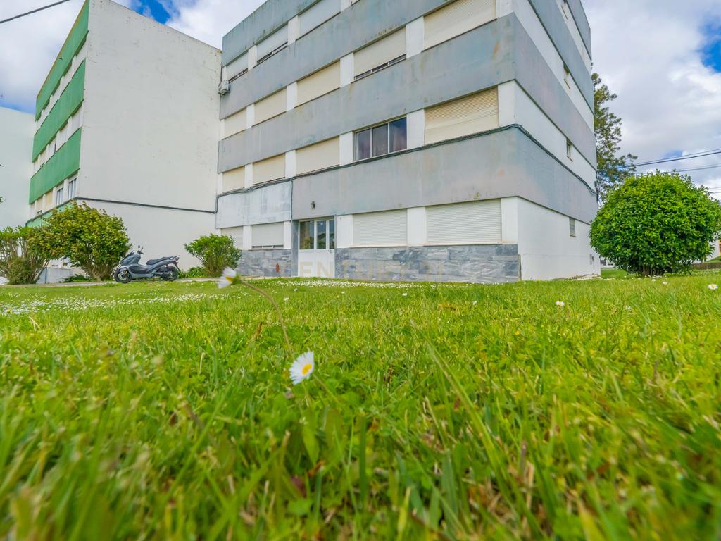 Apartamento T3, Pronto Habitar, no Padre Nabeto, Aires - Image 29
