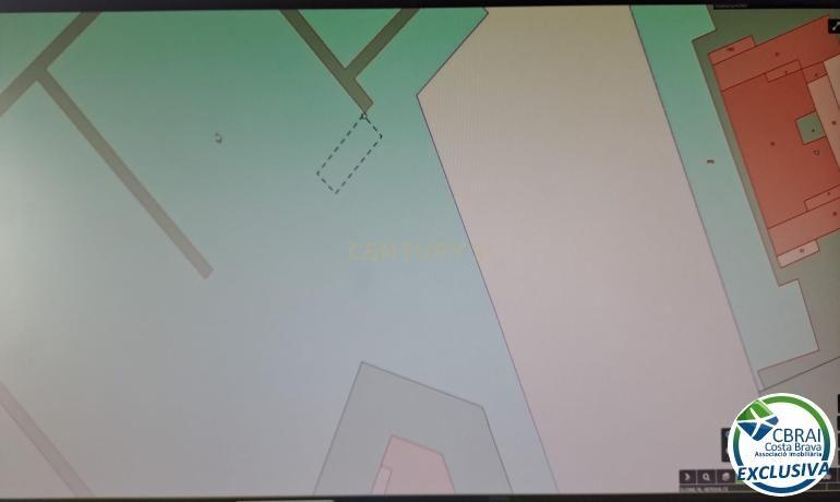 undefined - Image 4