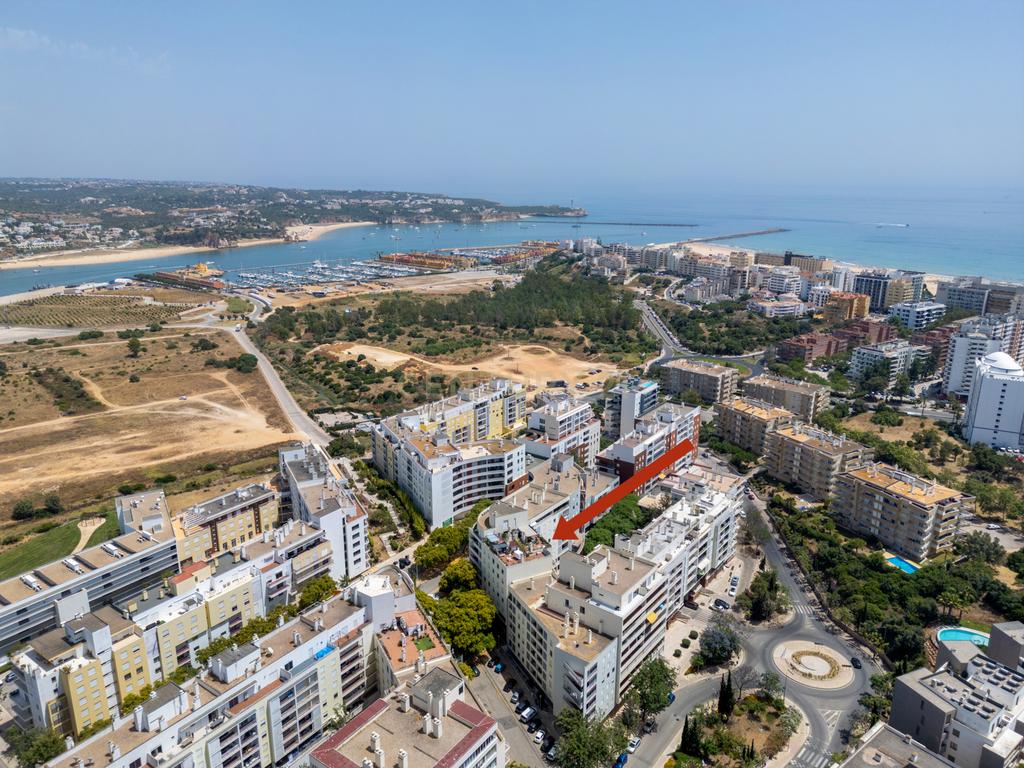 Apartamento T2 - Oportunidade Única a 5 Min da Praia da Rocha! - Image 38
