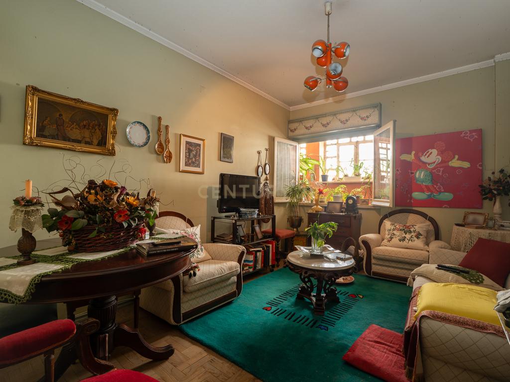 Apartamento de tipologia T3, com cerca de 115 m2, 2 WC, despensa, localizado numa das artérias principais da cidade de Odivelas, mais concretamente na Rua Professor Dr. Augusto Abreu Lopes. - Image 19