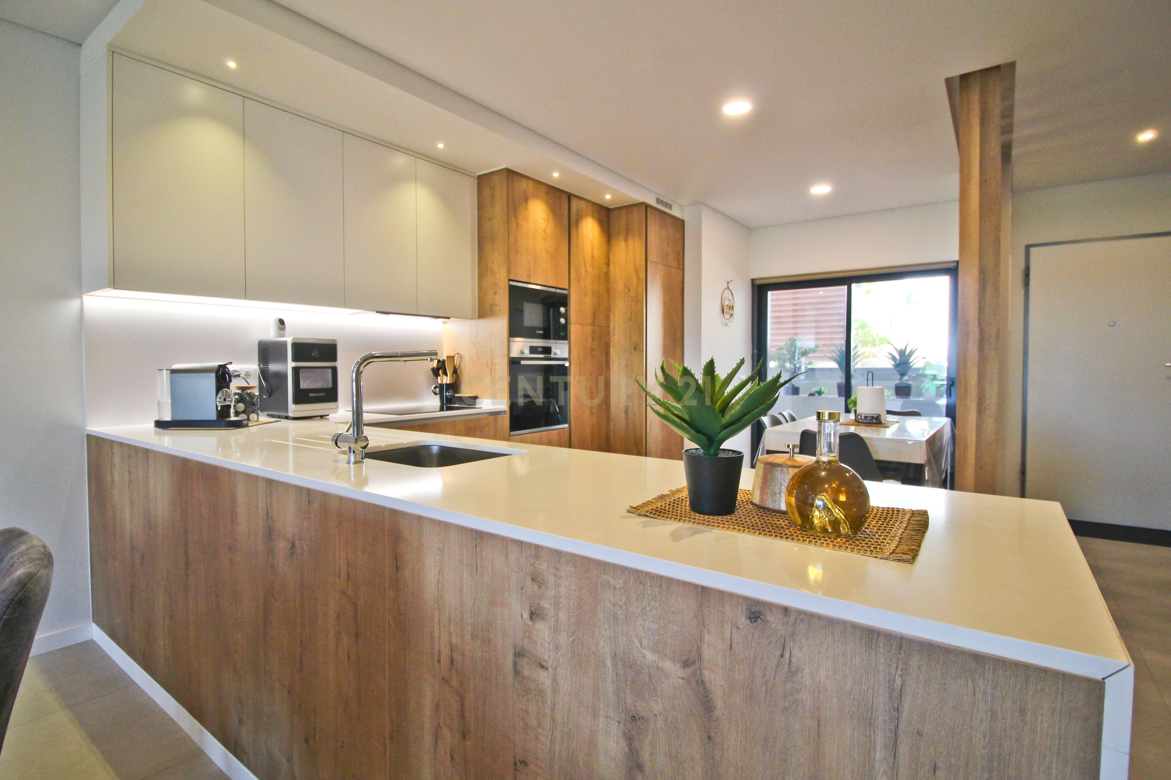 Fotografia 7 de Apartamento T3 Moderno e Elegante em Portimão .