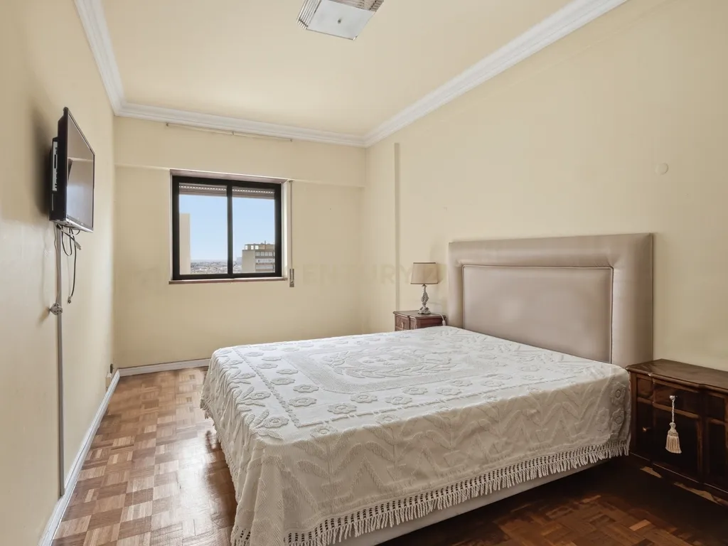 Apartamento T4 Areeiro - Viver bem no coração de Lisboa - Image 30