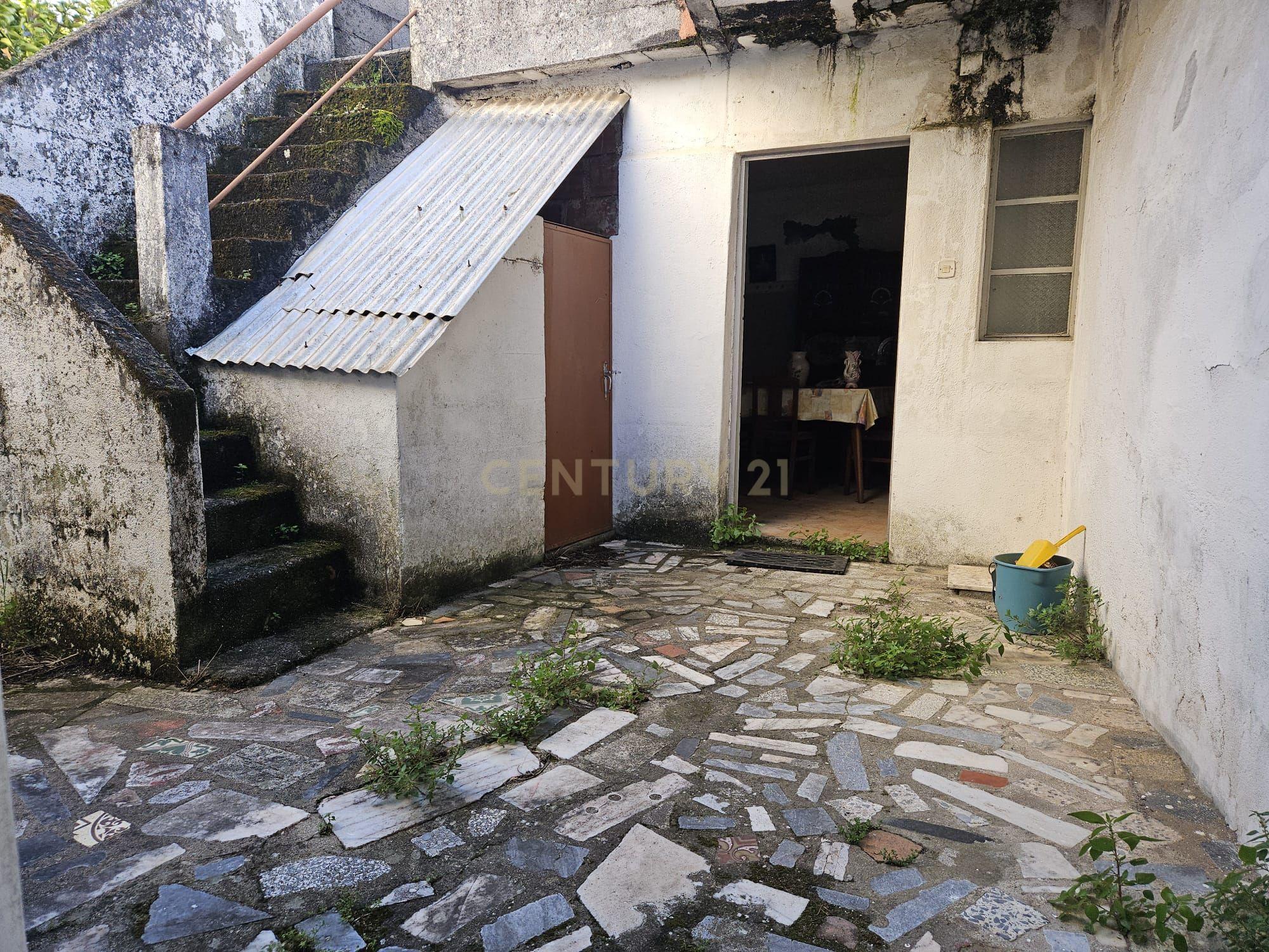 Moradia T2 Rés-do-Chão com Logradouro e Terraço – Alcains - Image 19