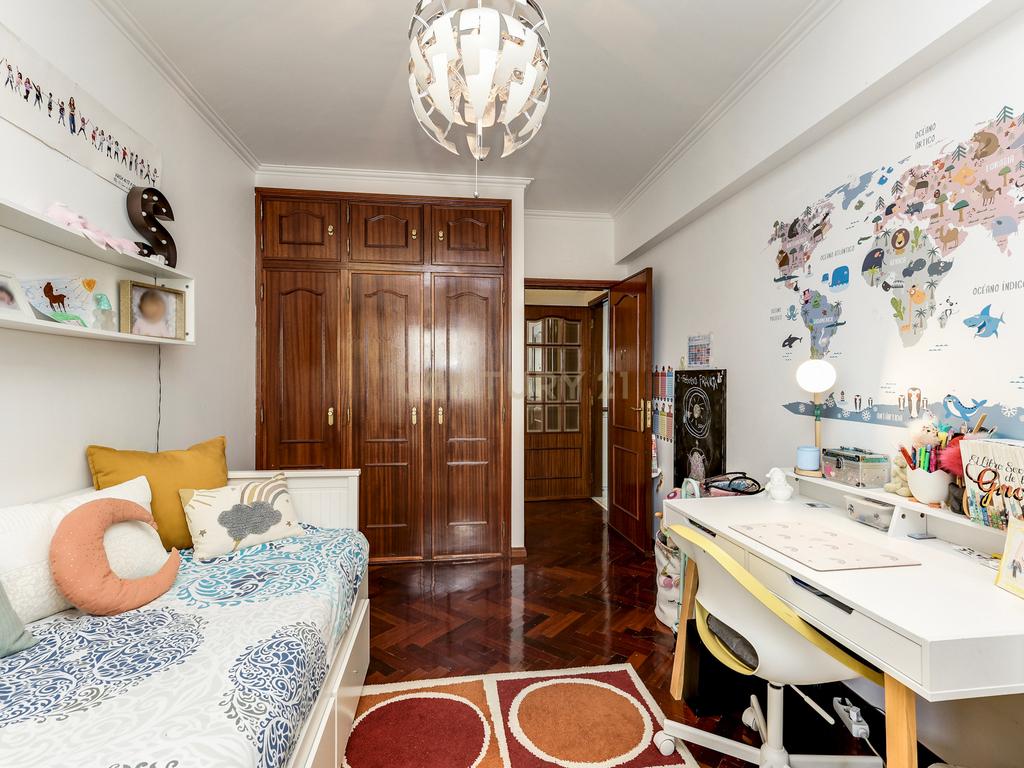 UMA CASA DE SONHO - T4 em Queluz - Image 11