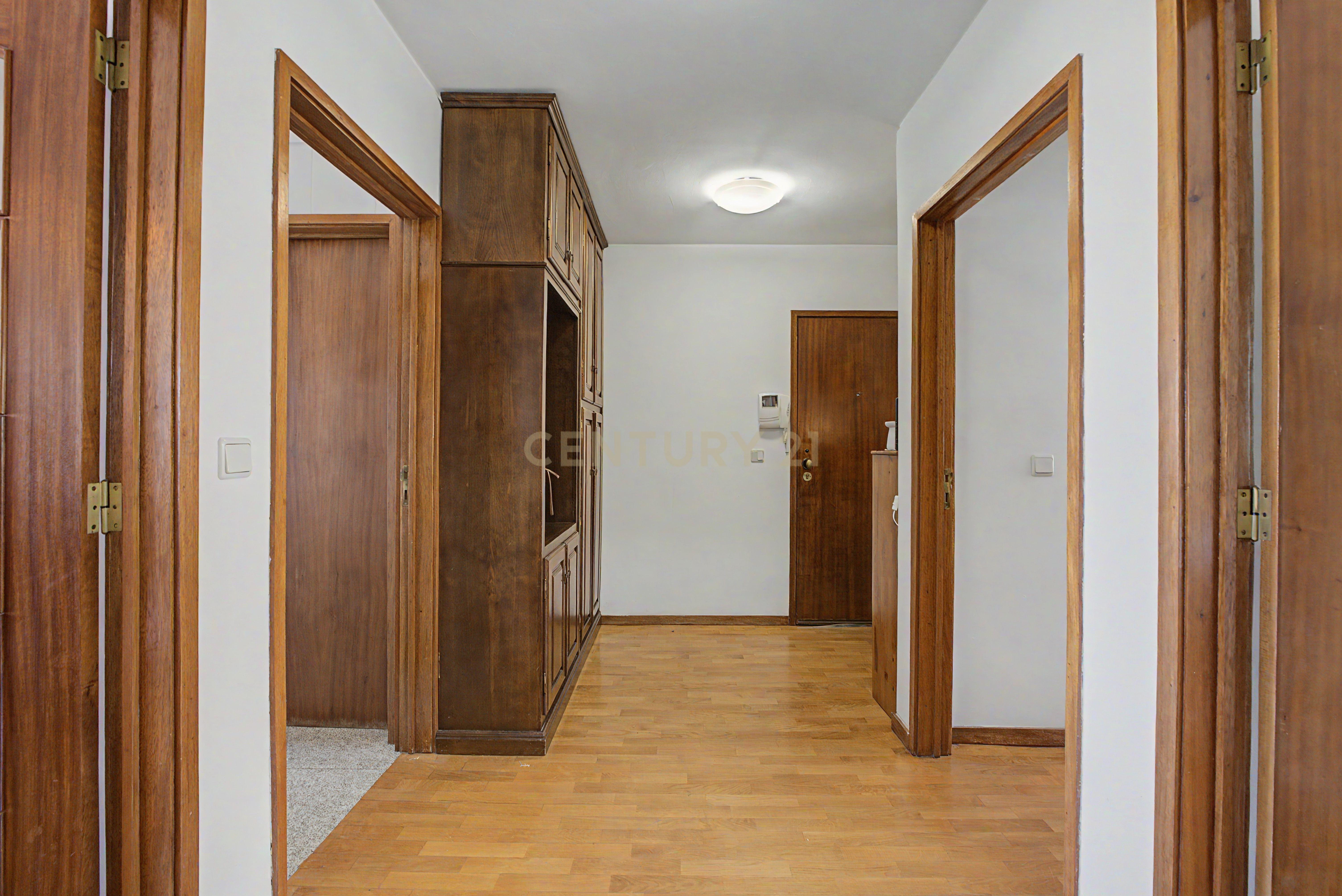 Fotografia 11 de Apartamento T2 em Cedofeita, Porto - Oportunidade Única!