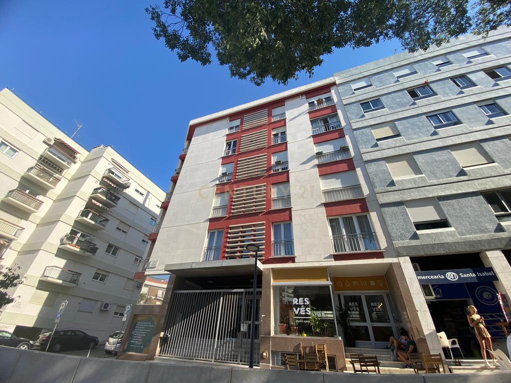 T1 PARA ARRENDAMENTO NA RUA SARAIVA DE CARVALHO JUNTO AO RATO - Image 9