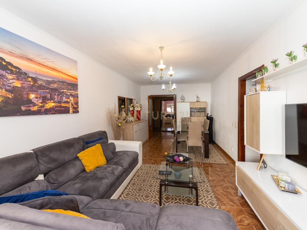 Apartamento T3 em Corroios - Miratejo - Image 5