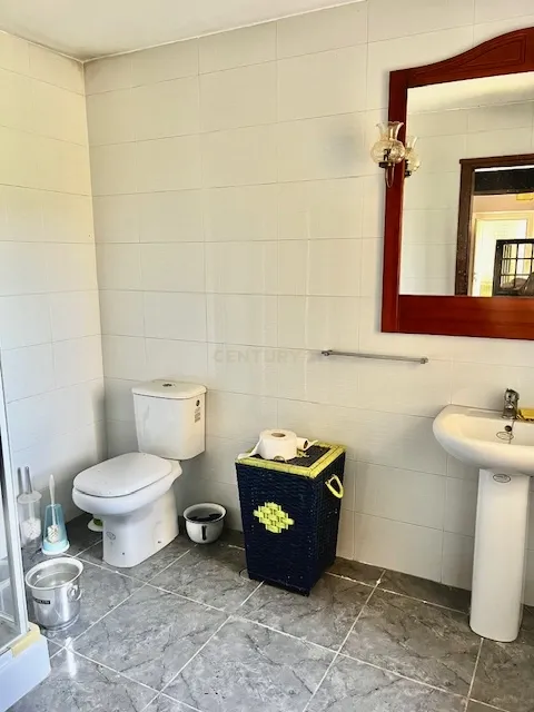 Quinta localizada em Amieira do Tejo, em Nisa, distrito de Portalegre - Image 8