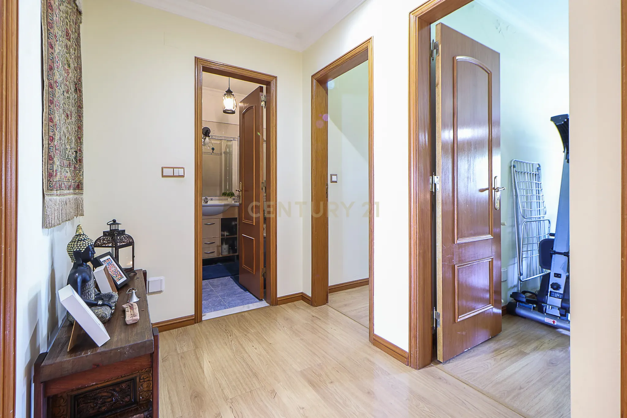 Apartamento T3 em Pinhal de Frades, Seixal, com garagem e arrecadação. - Image 23