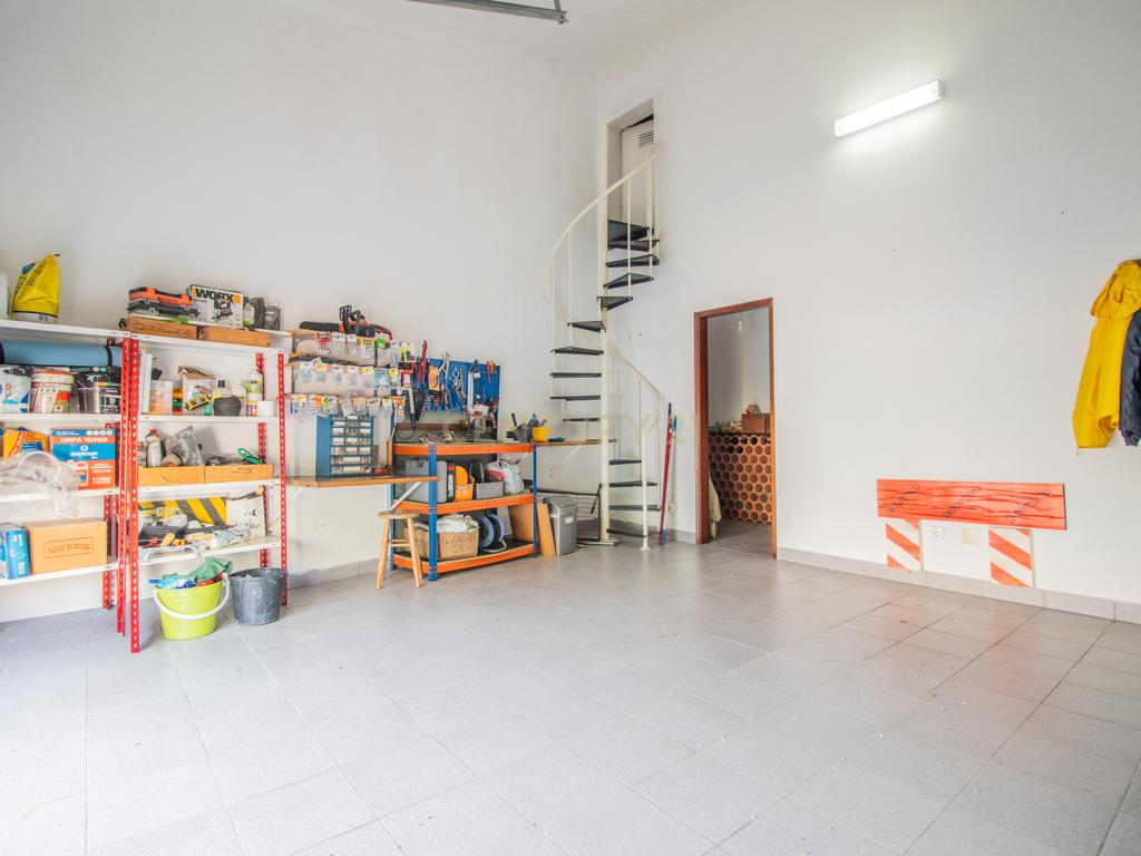 Moradia térrea T3+T0 com piscina, garagem e terreno com 2.257 m², no Ervedal, em Quiaios - Image 26