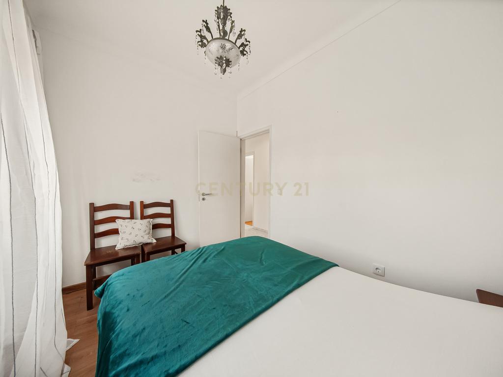 Moradia T4 em Agualva-Cacém (RESERVADO) - Image 8