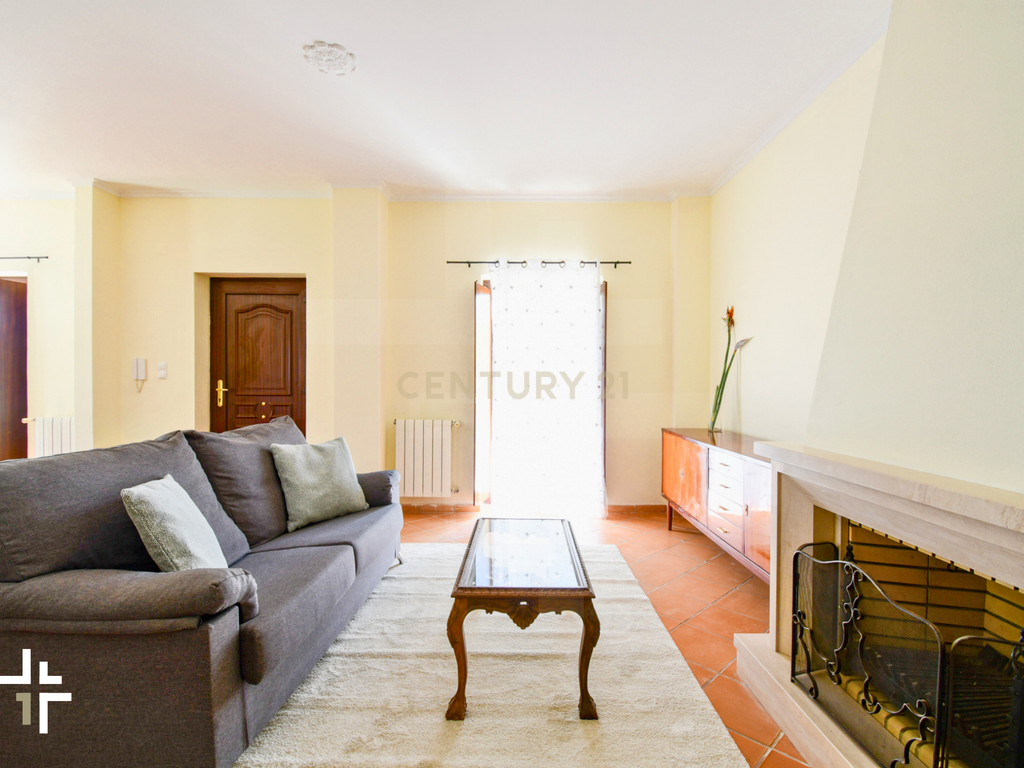 Moradia T2 com Jardim e Alpendres Exclusivos | São Pedro do Estoril - Image 14