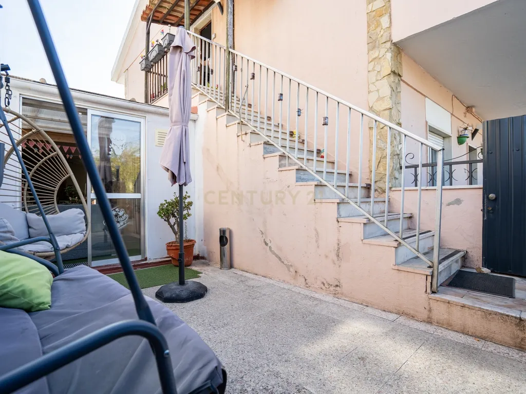 Moradia T5 em Casal de Cambra, Sintra - Oportunidade Única! - Image 16