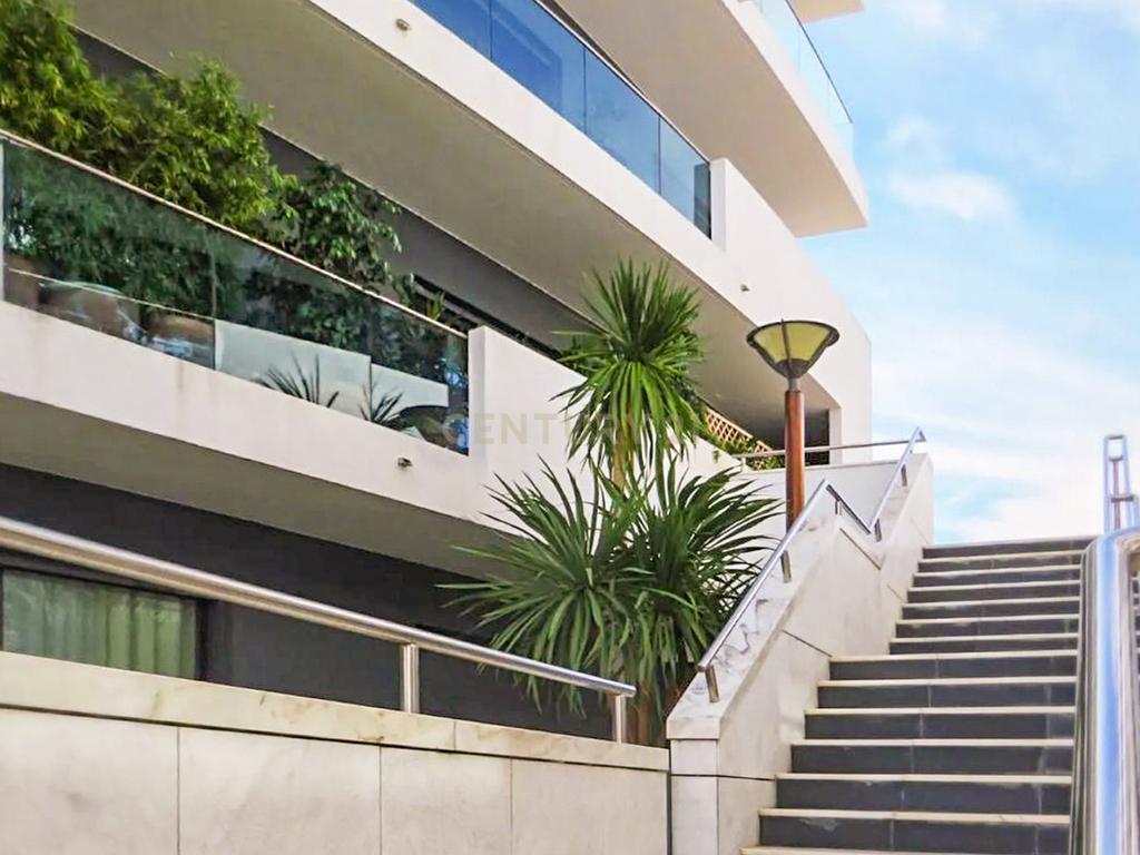 Apartamento de luxo com 5 assoalhadas, 2 garagens e parqueamento - Image 49