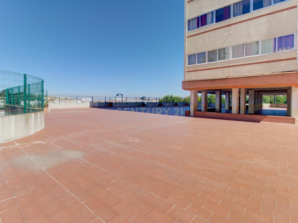 Apartamento T2 Monte Abraão  - Image 25