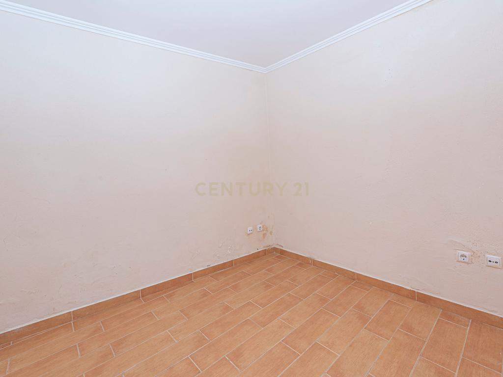 Moradia com 136 m2 de área útil localizada na  Rua da Capela, Idanha Belas  - Image 23