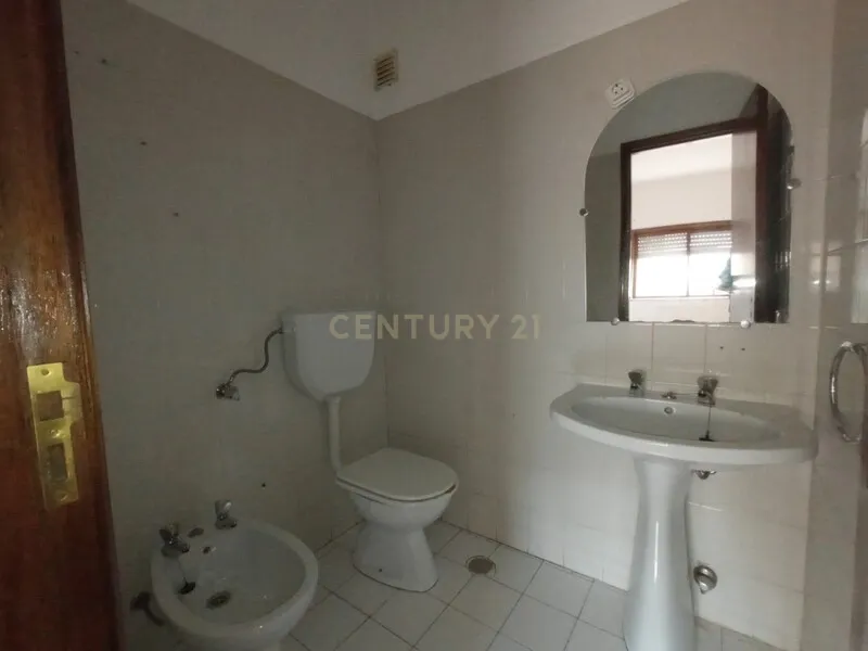 Apartamento T3 em Braga com Elevador e Garagem - Ferreiros | ZTRE-00764 - Image 11