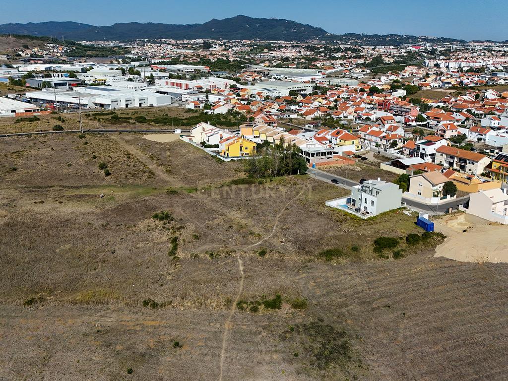 Terrenos com 28.520m2 no Concelho de Cascais - Image 16