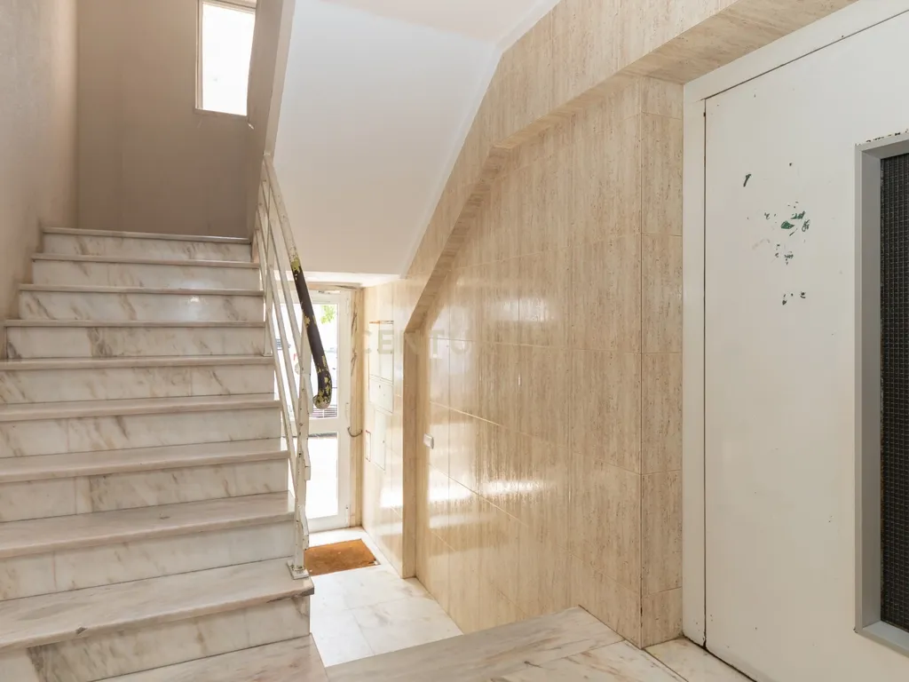 Apartamento T2 - Feijó com varanda - Image 21