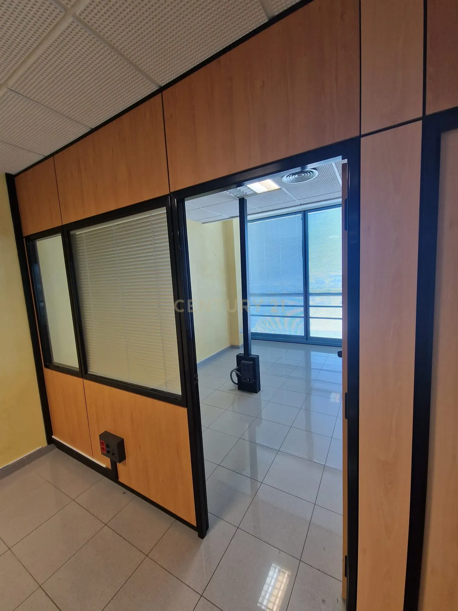  - Image 9