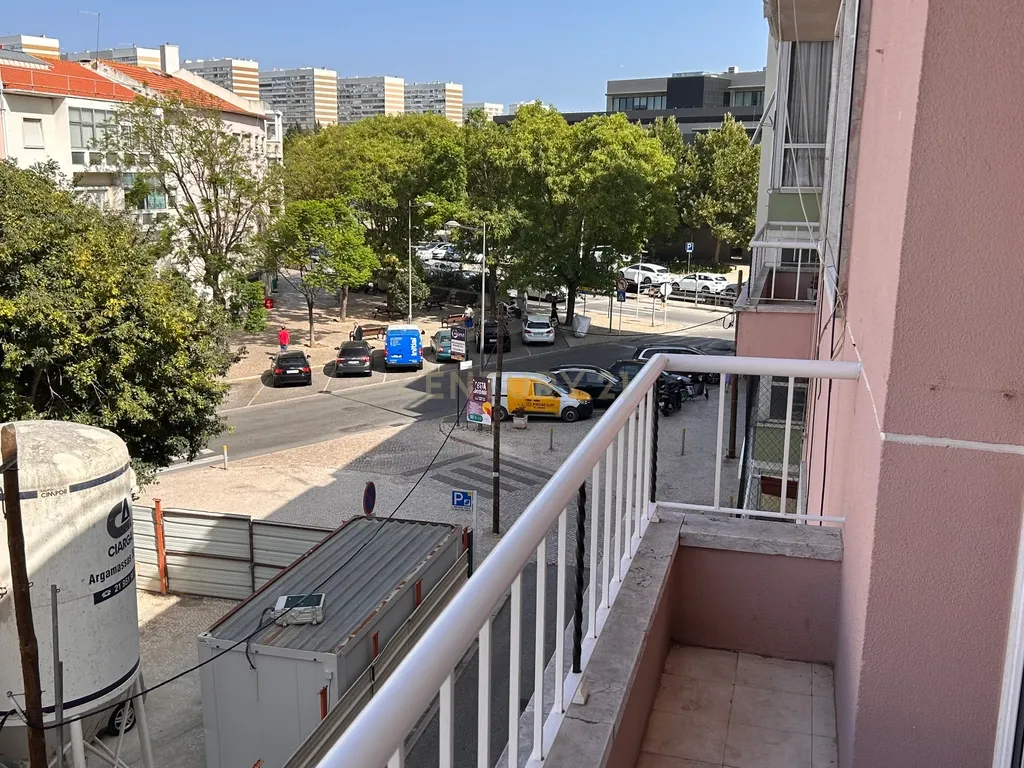 Apartamento T3 para Arrendamento em Moscavide | 3.º Andar sem Elevador - Image 15