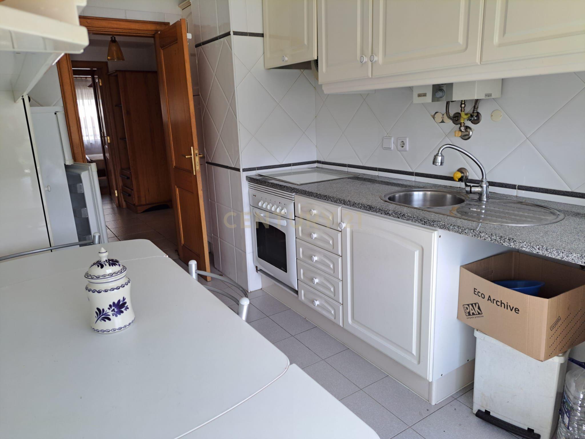 Apartamento T2 para arrendamento – Solum, Coimbra - Image 4