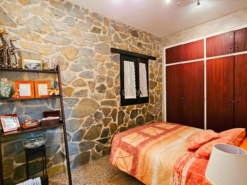 Apartamento renovado com terraço a poucos passos da praia em Colera – Costa Brava - Image 13