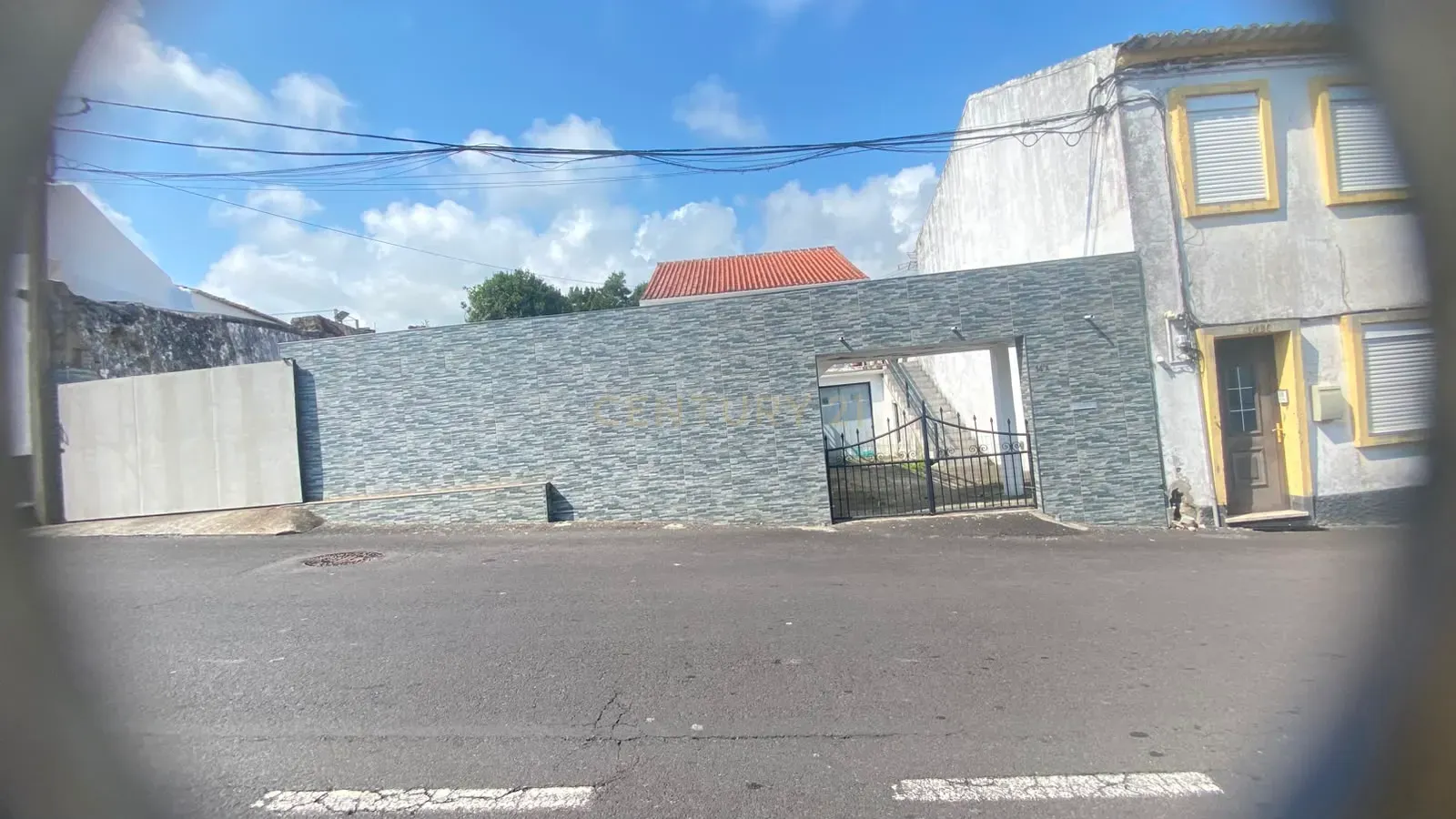 Fotografia 5 de Moradia T4, localizada Pico da Urze , Angra do Heroísmo